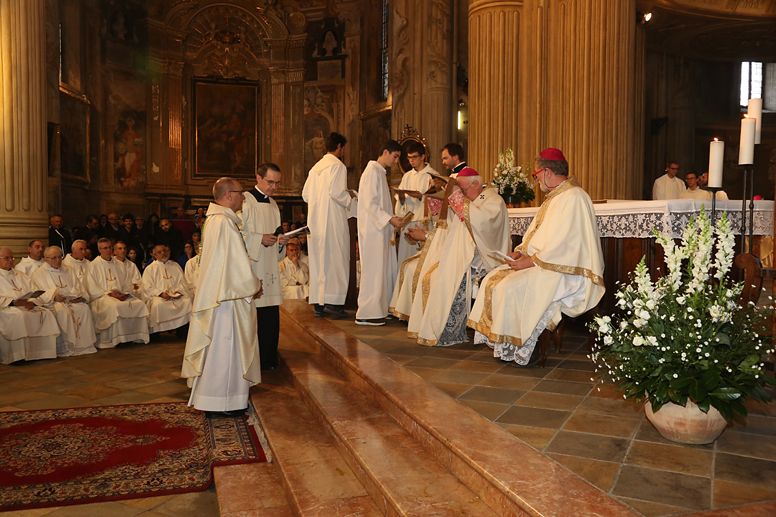 Monsignor Marco Prastaro Vescovo di Asti_165.jpg